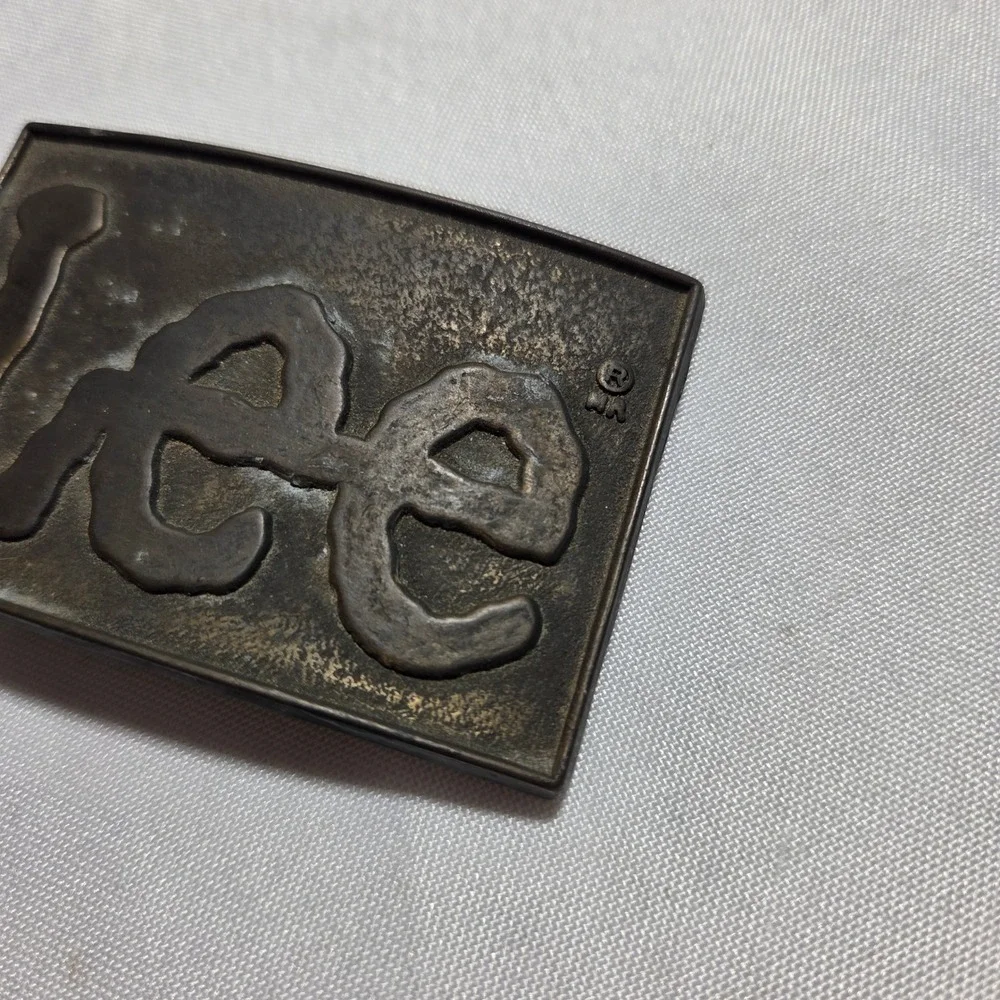 Vintage Lee Jeans Belt Buckle Brass‎ Tone Raised Logo Rectangle Western Workwear